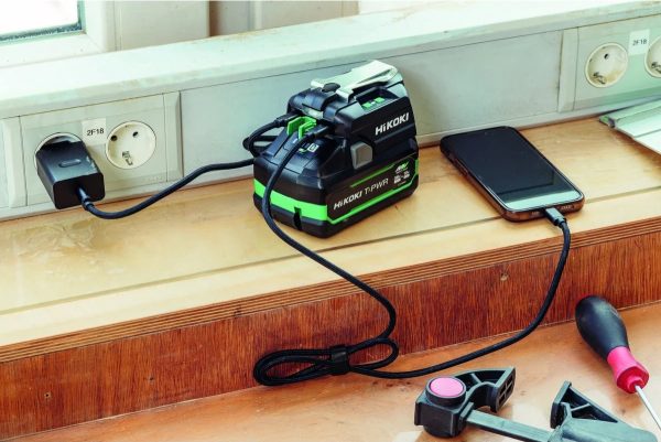 Adapter - polnilnik HiKOKI UC18DA